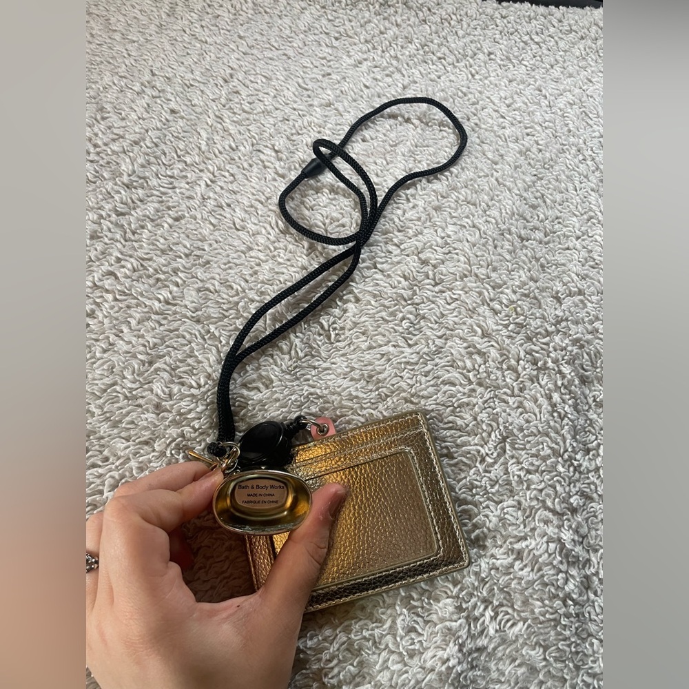 NWOT Bath and Body Works Hand Sanitizer PLUS Card Holder